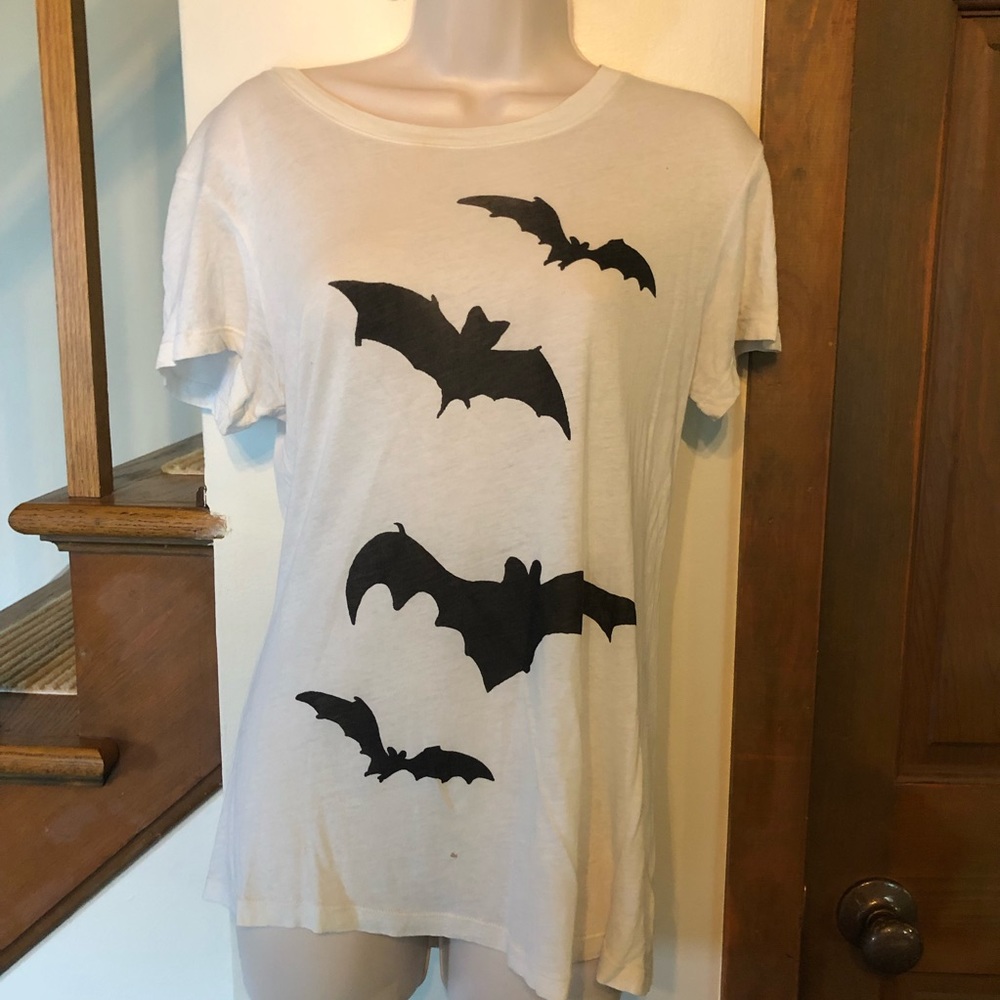 Wildfox flying bat graphic tee. Size S